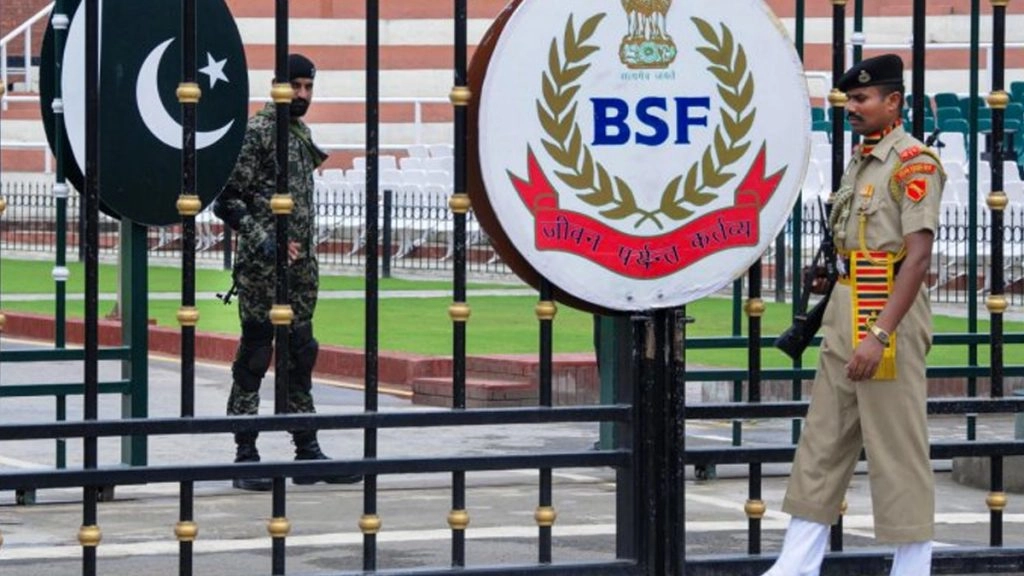 भारत-पाक के बीच हुई डीजीएमओ लेवल की वार्ता, हॉटलाइन पर कई अहम मुद्दों पर बनी सहमति