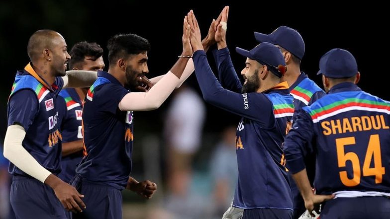 Ind vs Aus 1st T20 2020: मैदान में बुरी तरह घायल हुए रविंद्र जडेजा, Concussion खिलाड़ी के तौर पर युजवेंद्र चहल को मिला टीम में मौका