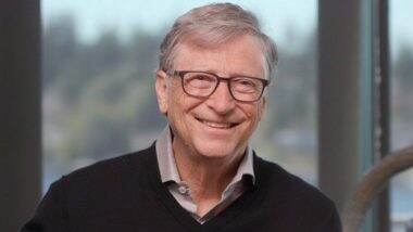 Bill Gates के मनी मैनेजर Michael Larson पर ऑफिस में महिलाओं की न्यूड फोटो दिखाने का आरोप