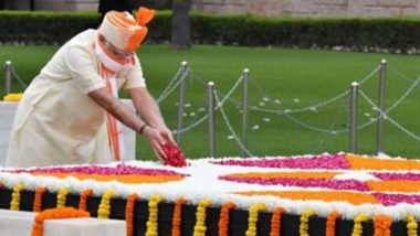 VIDEO: भारत-पाक युद्ध की 50वीं वर्षगांठ पर PM Modi ने स्वर्णिम विजय मशाल प्रज्ज्वलित कर वीरों को दी श्रद्धांजलि