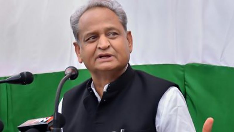 पेट्रोल डीजल पर अतिरिक्त एवं विशेष उत्पाद शुल्क को और घटाए केंद्र: सीएम अशोक गहलोत