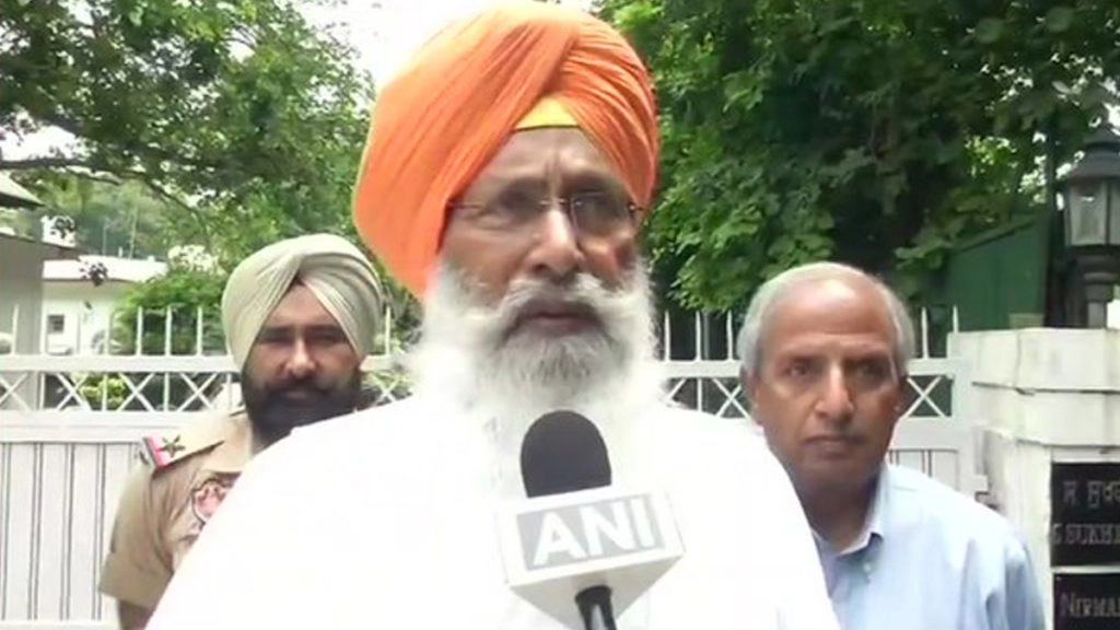 Farmers Protest: सुखदेव सिंह ढींढसा ने लौटाया पद्म भूषण सम्मान लौटाया