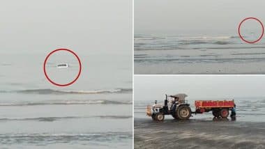 Car Floating in Sea: महाराष्ट्र के वसई में समुद्र की लहरों के बीच तैरती दिखी कार, वीडियो हुआ वायरल