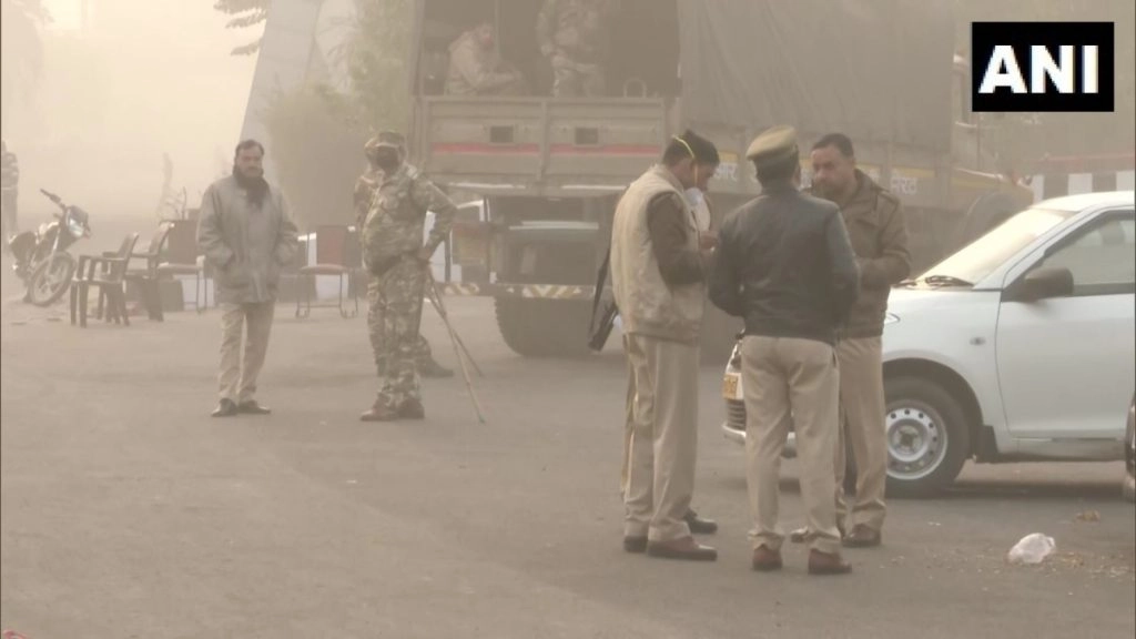 भारत बंद के बीच सिंघु बॉर्डर पर बढ़ाई गई सुरक्षा 