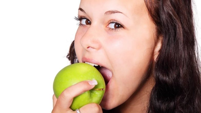 Health Tips: नए  साल में नहीं पड़ना है बीमार तो जरूर करें इन 5 चीजों का सेवन, बने रहेंगे हेल्दी