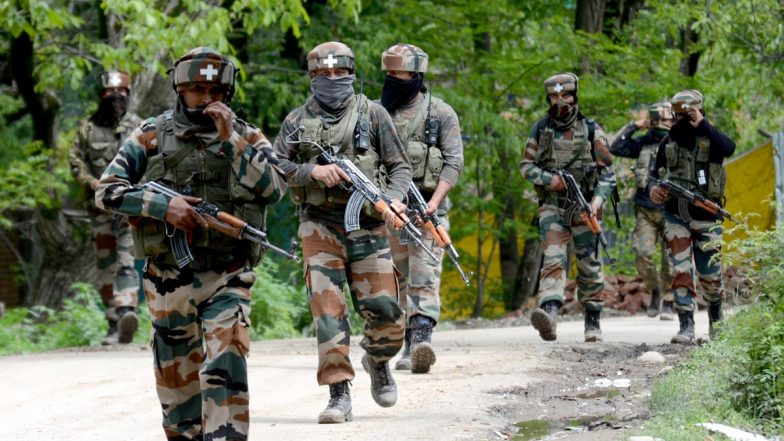 Jammu Kashmir: घाटी में सुरक्षा बलों को मिली बड़ी कामयाबी, शोपियां में 3 खूंखार आतंकियों का हुआ सफाया