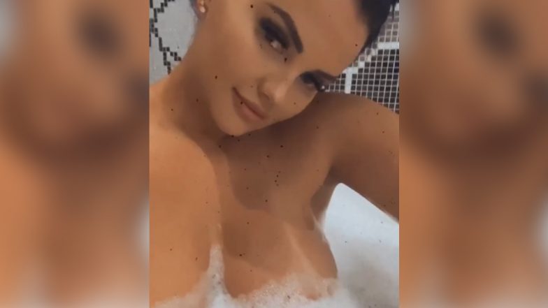 XXX Pornstar Renee Gracie Nude Photo: एडल्ट स्टार रेनी ग्रेसी ने Boxing Day Cricket को लेकर शेयर की न्यूड फोटो, देखकर उड़ जाएंगे होश
