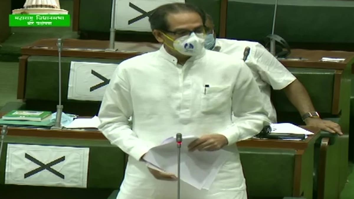 Budget 2021: सीएम उद्धव ठाकरे का मोदी सरकार पर हमला, कहा, केंद्रीय बजट चुनावों के लिये नहीं पूरे देश के लिये होना चाहिए