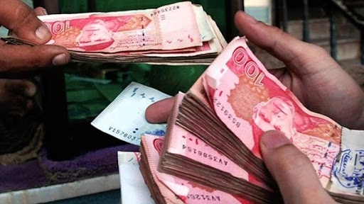 महिला ने 11 करोड़ रुपये की बीमा राशि के लिए खुद को किया 'मृत' घोषित, ऐसे दिया पूरे प्लान को अंजाम