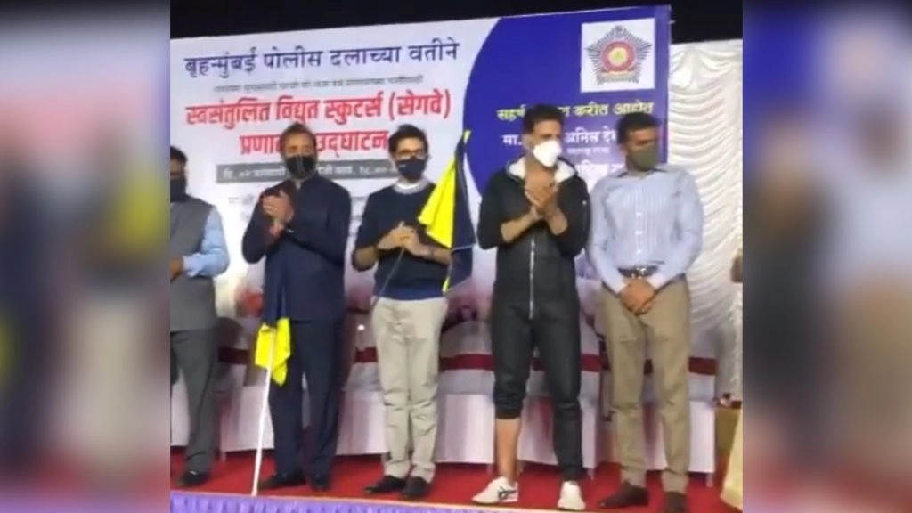 मुंबई पुलिस के समारोह में पहुंचे अक्षय कुमार 
