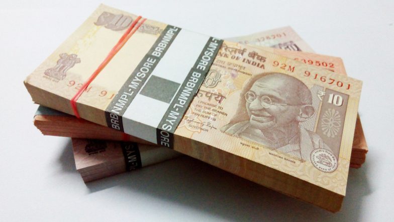Maharashtra: लातुर जिला परिषद का बड़ा फैसला, माता-पिता की देखभाल नहीं करने पर 7 कर्मचारियों के वेतन में की 30 फीसदी कटौती
