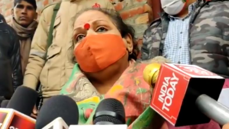 Badaun Gangrape Case: बदायूं केस को लेकर NCW की सदस्य का विवादित बयान, कहा-घर से शाम को अकेले न जाती तो सुरक्षित रहतीं