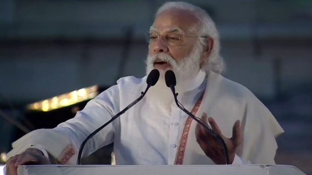 विक्टोरिया मेमोरियल में इस अवसर पर कई रंगारंग कार्यक्रम हुए.  