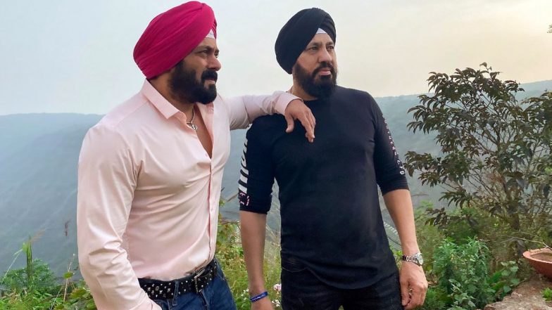 Salman Khan Sports Turban: बॉडीगार्ड शेरा के प्रति उमड़ा सलमान खान का प्यार, पगड़ी पहनकर पोस्ट की ये शानदार फोटो
