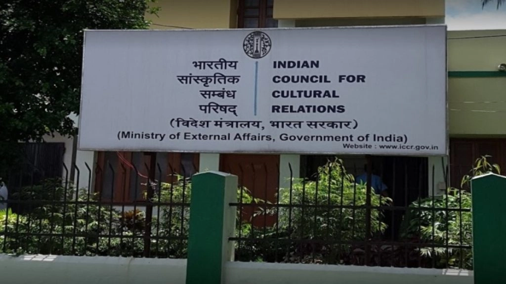 भारत, यूएई के बीच समझौते पर हस्ताक्षर : अनुसंधान, शिक्षण के लिए अबुधाबी जाएंगे प्राध्यापक