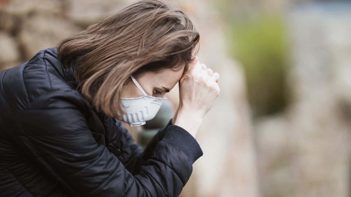 Coronavirus New Strain: फ्रांस में कोविड-19 वेरिएंट्स का प्रसार चिंताजनक : स्वास्थ्य मंत्री