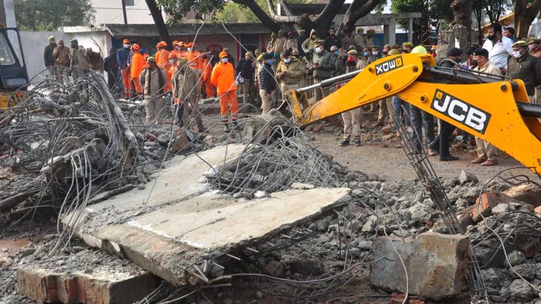 Muradnagar Roof Collapse: श्मशान हादसे में मुख्य आरोपी अजय त्यागी सहित 4 गिरफ्तार, फरार ठेकेदार पर था 25 हजार का इनाम