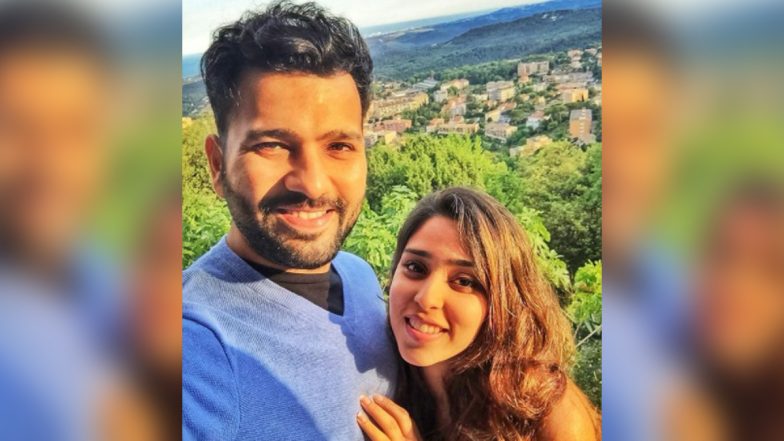 Rohit Sharma Spotted: एक हफ्ते में दूसरी बार पत्नी रितिका सजदेह के साथ गेटवे ऑफ इंडिया घुमने पहुंचे 'हिटमैन' रोहित शर्मा, देखें खूबसूरत तस्वीरें