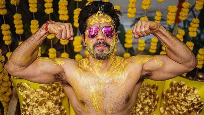 Varun Dhawan Weds Natasha Dalal: वरुण धवन ने हल्दी सेरेमनी की तस्वीरें की शेयर, शर्टलेस फोटो हुई वायरल