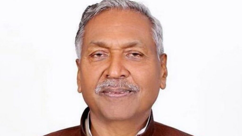 गणतंत्र दिवस के अवसर पर पटना में राज्यपाल फागू चौहान ने फहराया तिरंगा