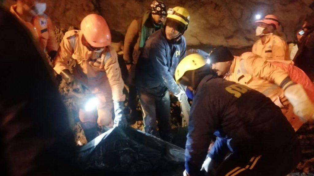 चमोली: ग्लेशियर हादसे में 2 और शव बरामद, मरने वालों की संख्या 40 हुई
