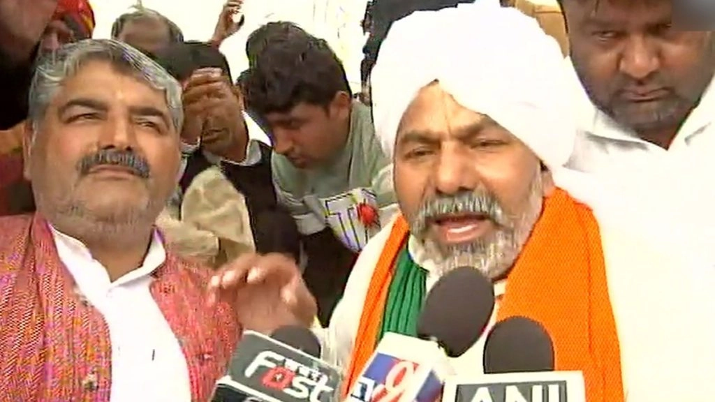 किसान 24 घंटे के लिए बंद करेंगे केएमपी हाइवे, शव वाहन, एम्बुलेंस को मिलेगी छूट