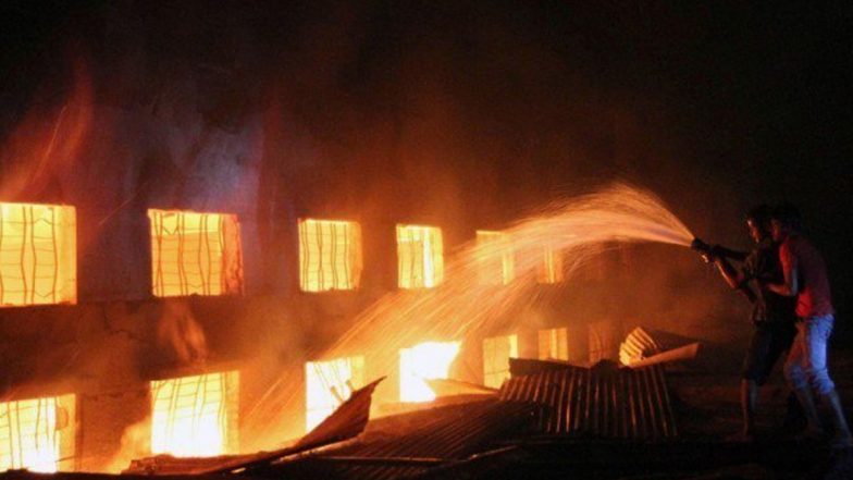 संसद भवन के एक कमरे में लगी मामूली आग पर 10 मिनट में काबू पाया गया