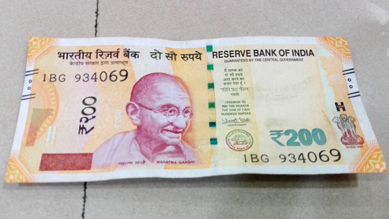 RBI Warns About Fake Notes: बाजार में आई 50 और 200 के नकली रुपयों की बाढ़, ऐसे चेक करें आपके वॉलेट में पड़ा रुपया असली है या नकली