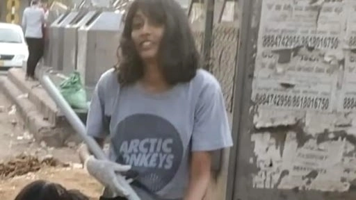 टूलकिट केस में दिशा रवि तिहाड़ जेल से हुई रिहा, दिल्ली की पटियाला हाउस कोर्ट से आज ही मिली है जमानत