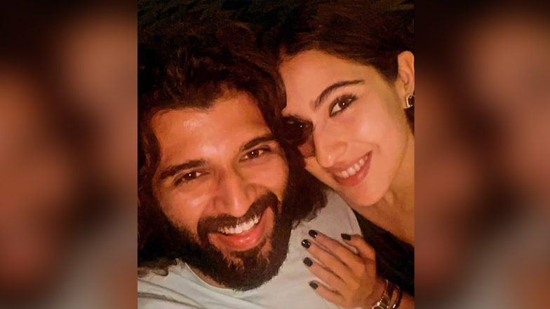 साउथ सुपरस्टार Vijay Deverkonda से पहली बार मिली Sara Ali Khan