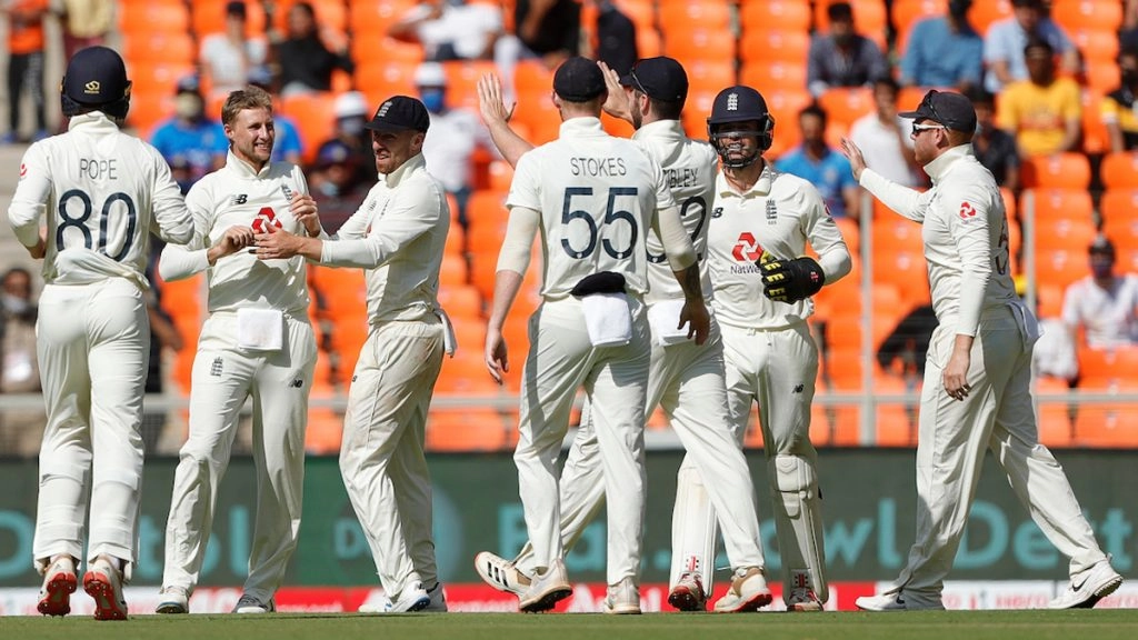 Ahmedabad Test: रूट और लीच के सामने फ्लॉप हुए भारतीय सूरमा