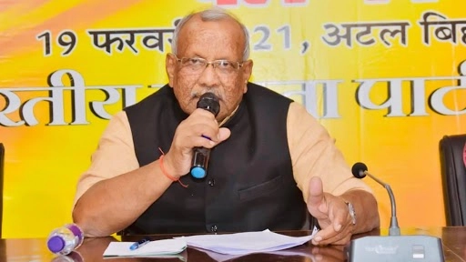 बिहार विधानसभा में वित्त मंत्री तारकिशोर प्रसाद ने पेश किया बजट