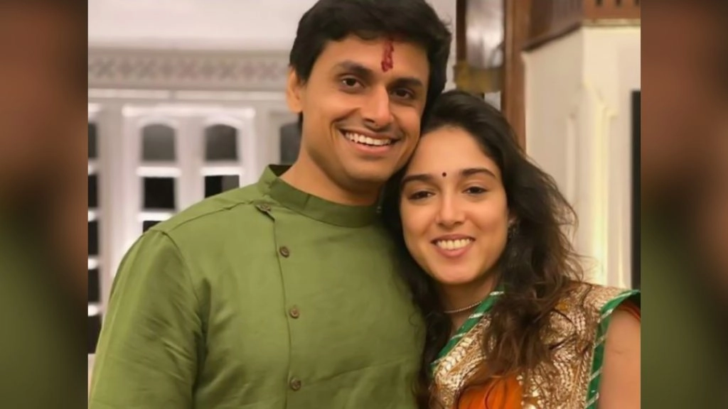 आमिर खान की बेटी इरा खान ने फिटनेस ट्रेनर नुपुर शिखारे संग मनाया वैलेंटाइन्स डे, सामने आई ये रोमांटिक फोटोज