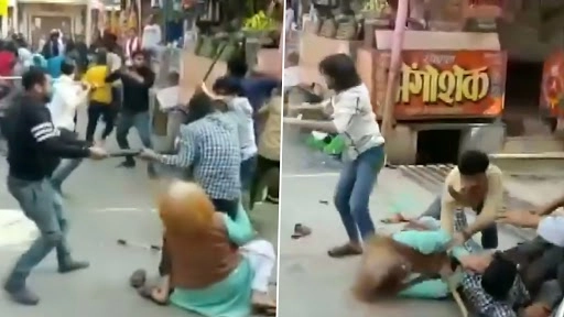 यूपी के बागपत में चाट के लिए ग्राहकों को लुभाने की कोशिश में दो दुकानदारों में हुई मारपीट, जमकर चले लाठी डंडे
