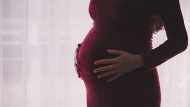 Bizarre! इंडोनेशियाई महिला का दावा- हवा के झोंके से हुई प्रेग्नेंट, गर्भवती होने के एक घंटे बाद दिया बच्चे को जन्म