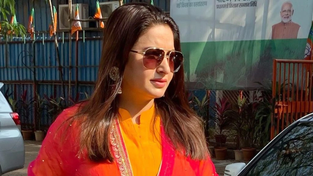 बिग बॉस 14 फेम सोनाली फोगाट के घर हुई बड़ी चोरी, 10 लाख रूपए, गहने और बंदूक उड़ा ले गए चोर