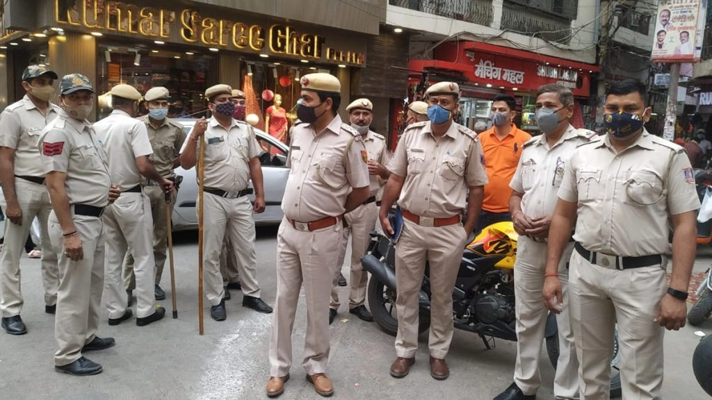 किसानों के भारत बंद आह्वान पर पुलिस का पहरा सख्त, नेशनल हाइवे 9 पर तैनात जवान