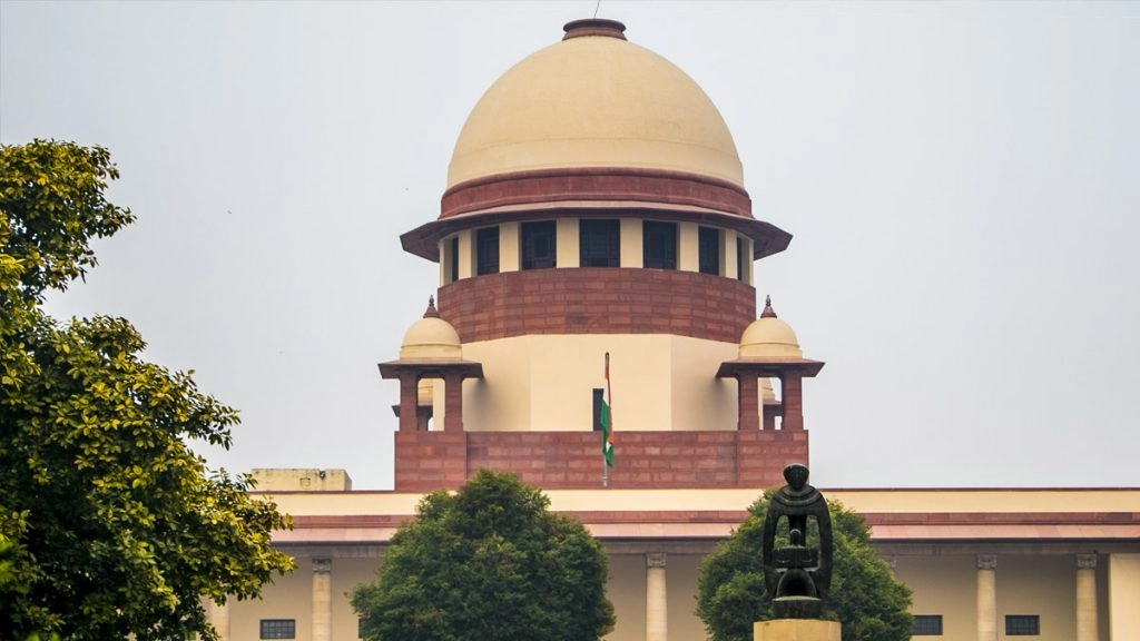 महामारी की दूसरी लहर राष्ट्रीय संकट, इंटरनेट पर मदद मांग रहे लोगों पर कोई रोक नहीं लगाई जाए  