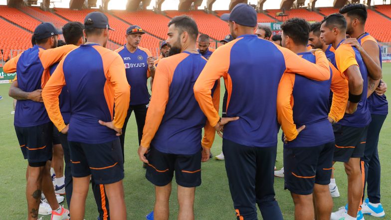 Ind vs Eng 5th T20I 2021: इंग्लैंड के खिलाफ T20 सीरीज पर कब्जा जमाने के लिए इन 11 खिलाड़ियों के साथ मैदान में उतर सकते हैं कप्तान विराट कोहली
