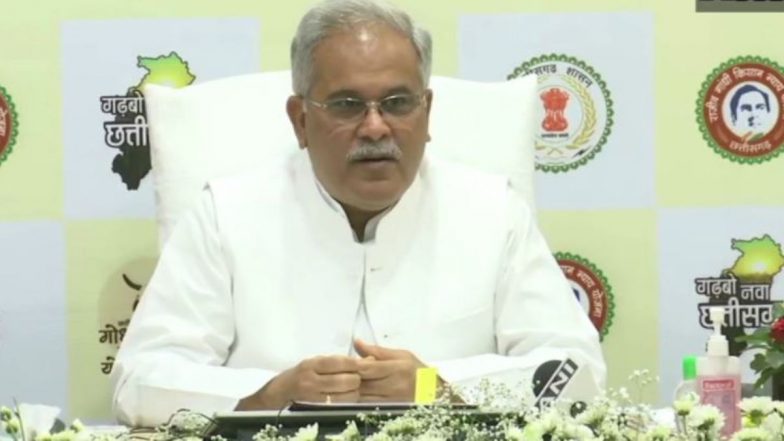 छत्तीसगढ़: नवयुवक से दुर्व्यवहार के कारण कलेक्टर रणबीर शर्मा को सस्पेंड करने के निर्देश: सीएम भूपेश बघेल