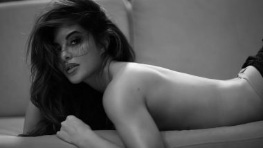 Jacqueline Fernandez की Topless फोटो देखकर Urvashi Rautela भी हुईं हैरान, किया ऐसा कमेंट