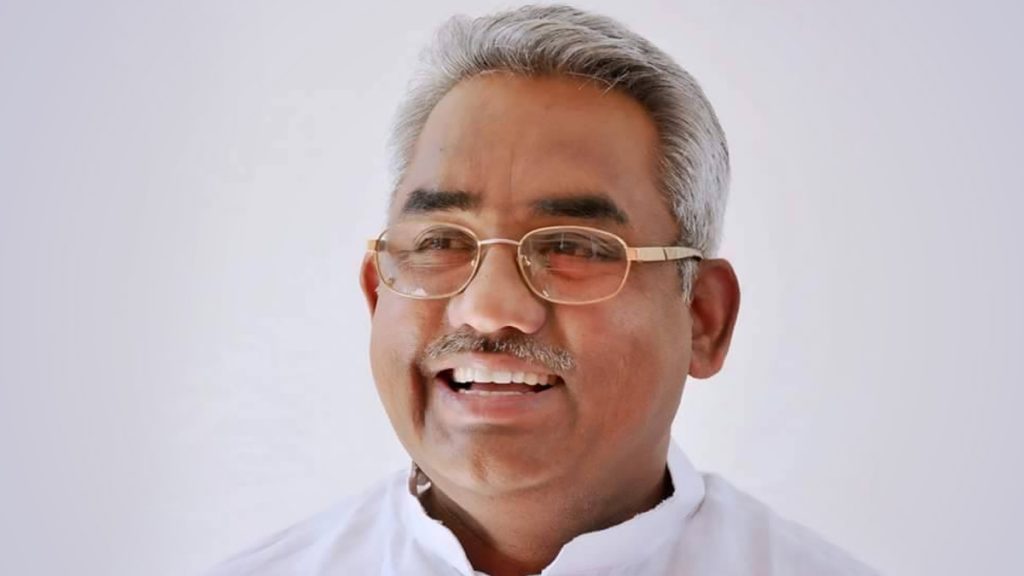 उत्तराखंड: सीएम के बाद बीजेपी ने बदला प्रदेश अध्यक्ष, मदन कौशिक को सौंपी कमान