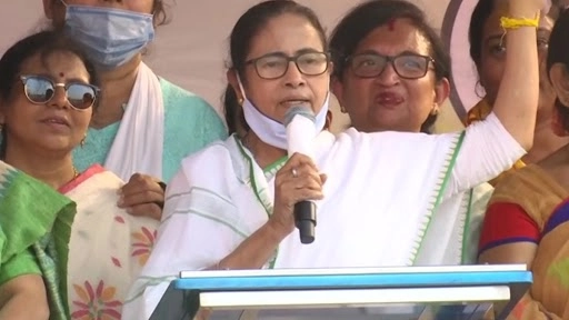 ममता बनर्जी ने ली चुटकी, कहा- वोटिंग वाले दिन जनता बीजेपी को बनाएगी 'अप्रैल फूल'