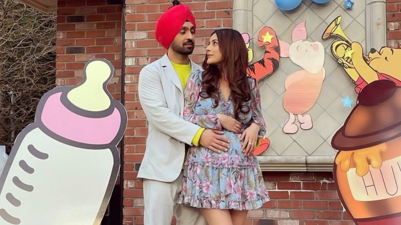 Shehnaaz Gill ने बेबी बंप फ्लौंट करती हुईं Diljit Dosanjh संग शेयर की Photo, फिल्म 'Honsla Rakh' के सेट से ये तस्वीरें हुई Viral