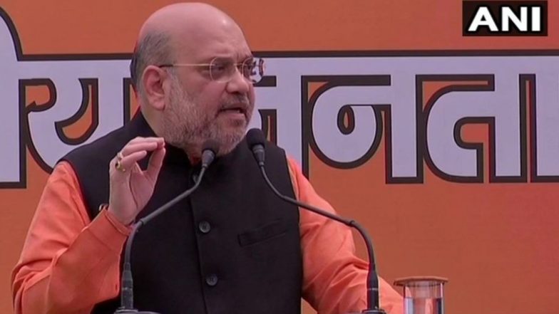 पूर्वांचल बना सियासी कुरूक्षेत्र, अमित शाह सपा के गढ़ में, अखिलेश गोरखपुर में भरेंगे चुनावी हुंकार