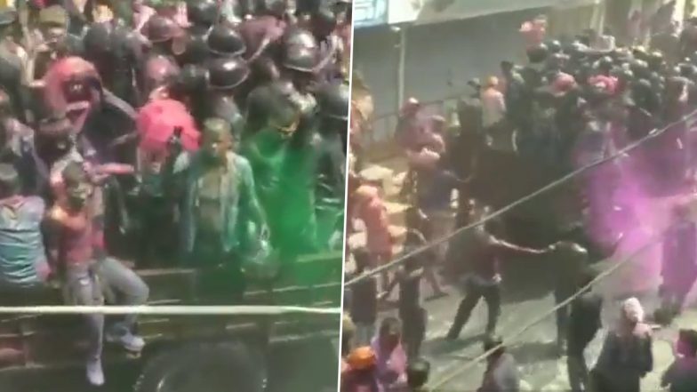 Video: 'जूता मार होली' का आनंद लेते हुए शाहजहांपुर के निवासी