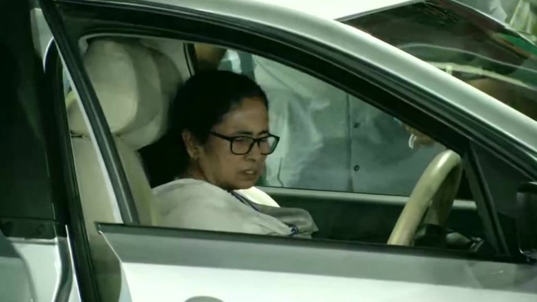 West Bengal: सीएम ममता बनर्जी को SSKM अस्पताल से मिली छुट्टी