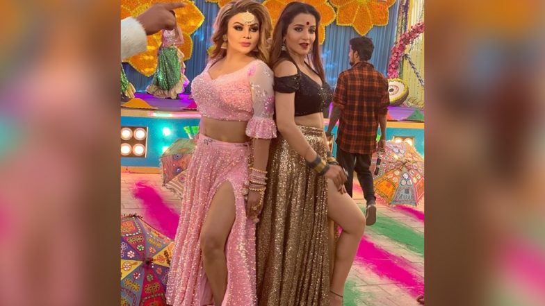 Rakhi Sawant ने 'Nazar 2' की डायन उर्फ Monalisa संग शेयर की बेहद Hot Photo, देखें इन हसीनाओं की ये दिलकश तस्वीर
