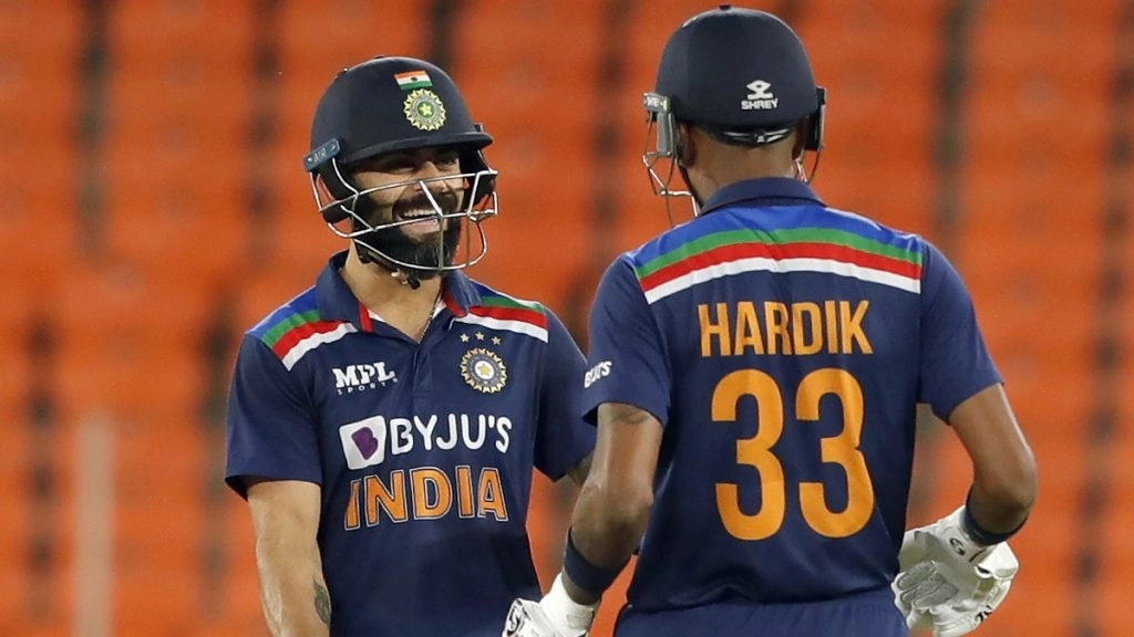 टीम इंडिया ने इंग्लैंड को दिया 157 रन का लक्ष्य 