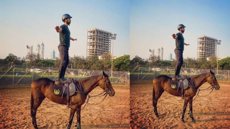Vicky Kaushal ने घोड़े पर खड़े होकर क्लिक करवाई फोटो, सोशल मीडिया पर भड़के लोग